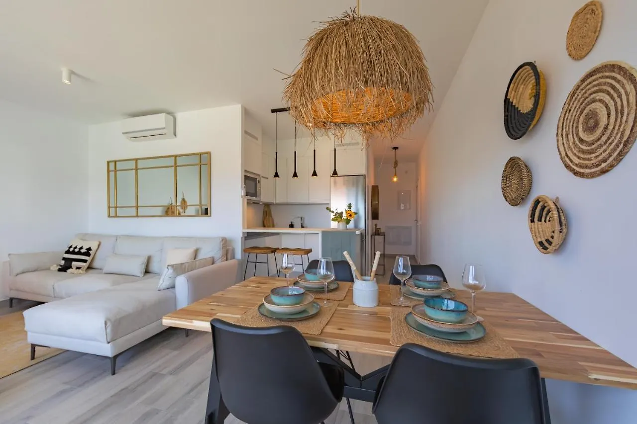 Centric, Terrace & Pool - Fiberglass Wifi Tarifa Apartment