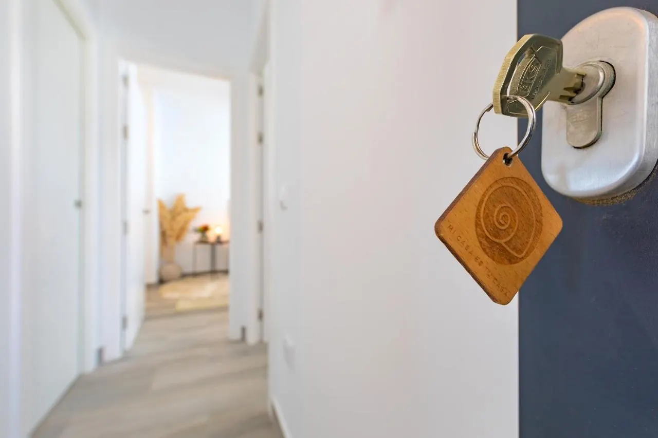 Centric, Terrace & Pool - Fiberglass Wifi Tarifa Apartment